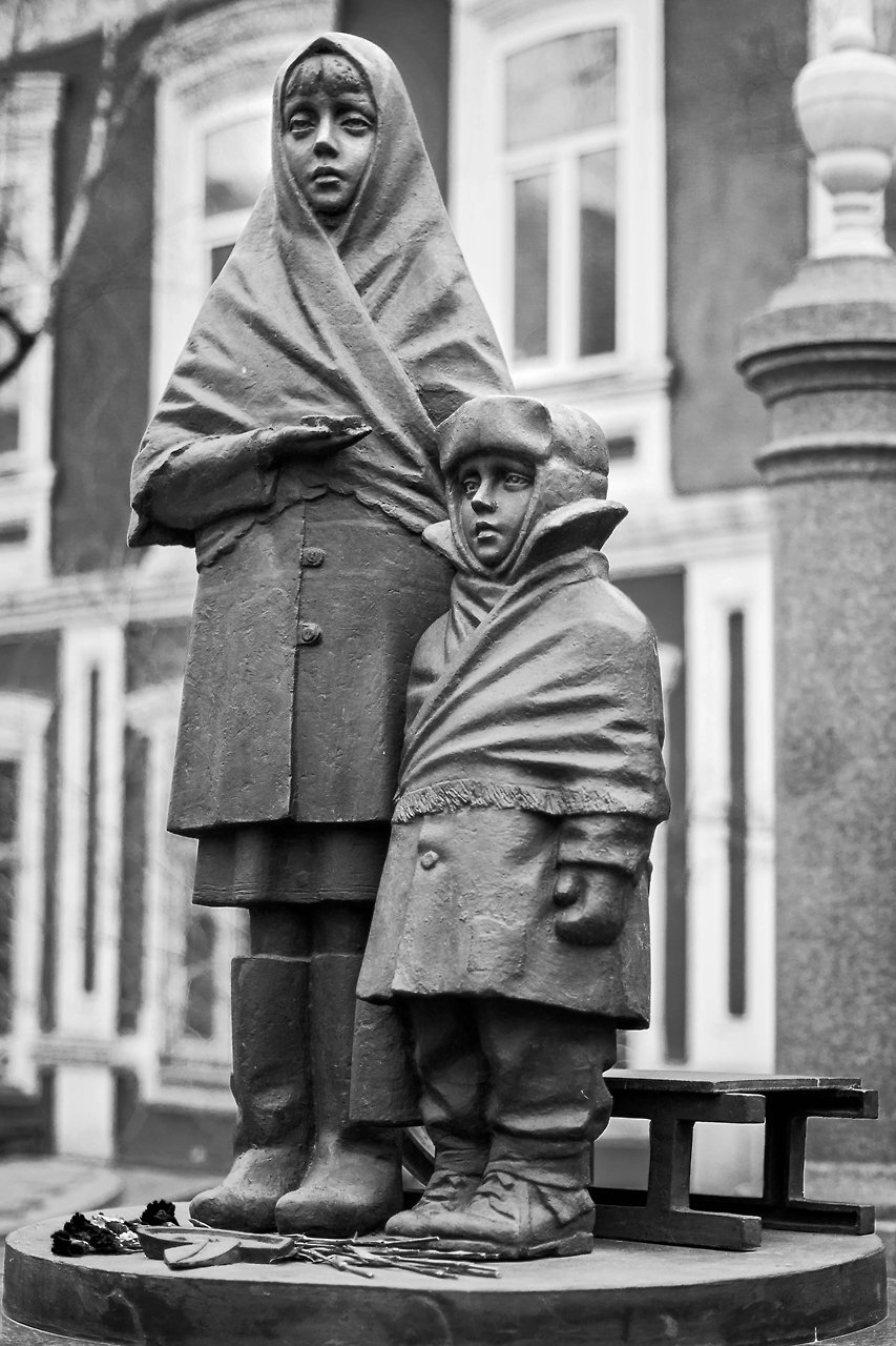 Памятник детям войны (Красноярск)