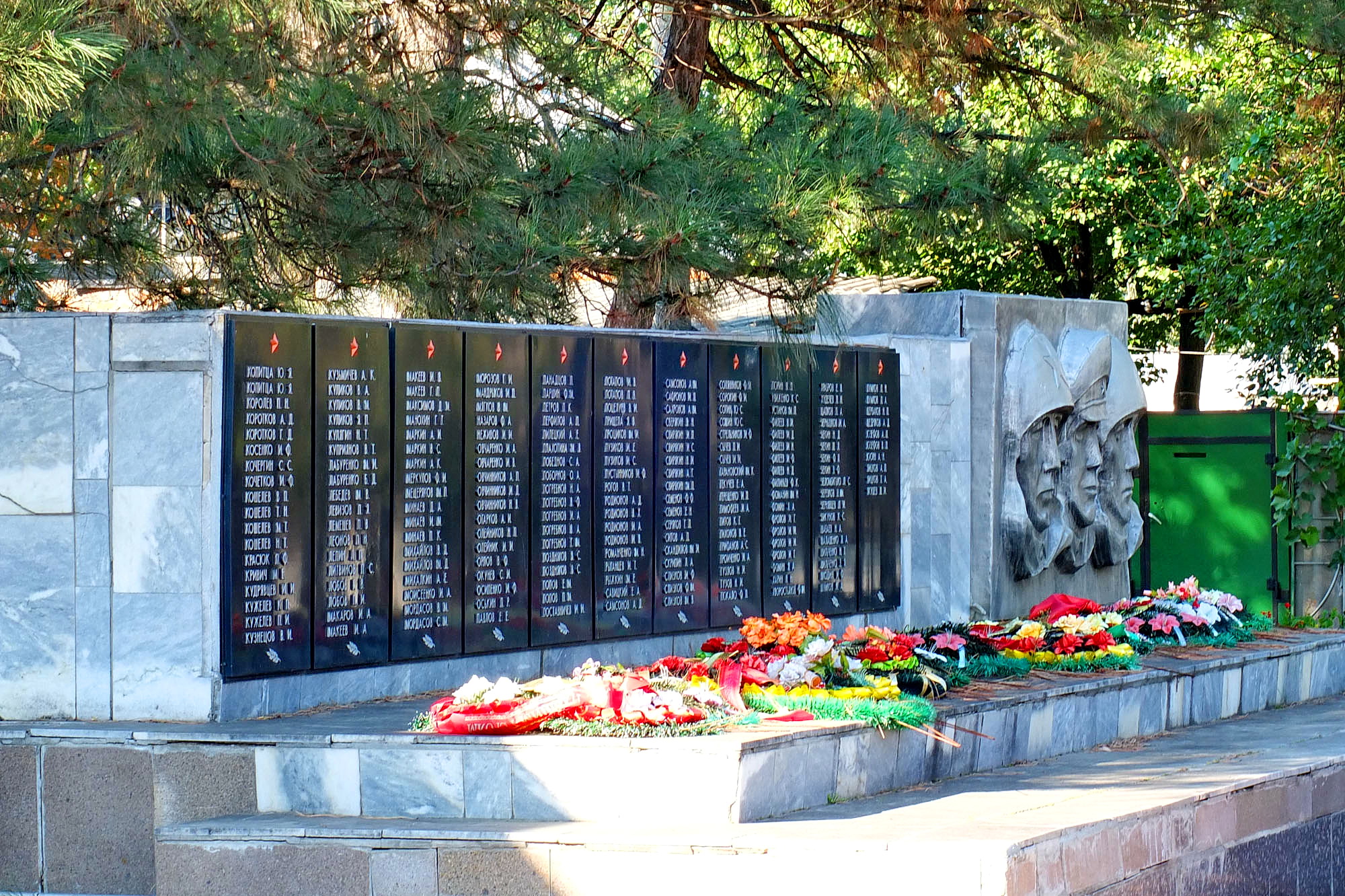 Фото братских могил великой отечественной войны